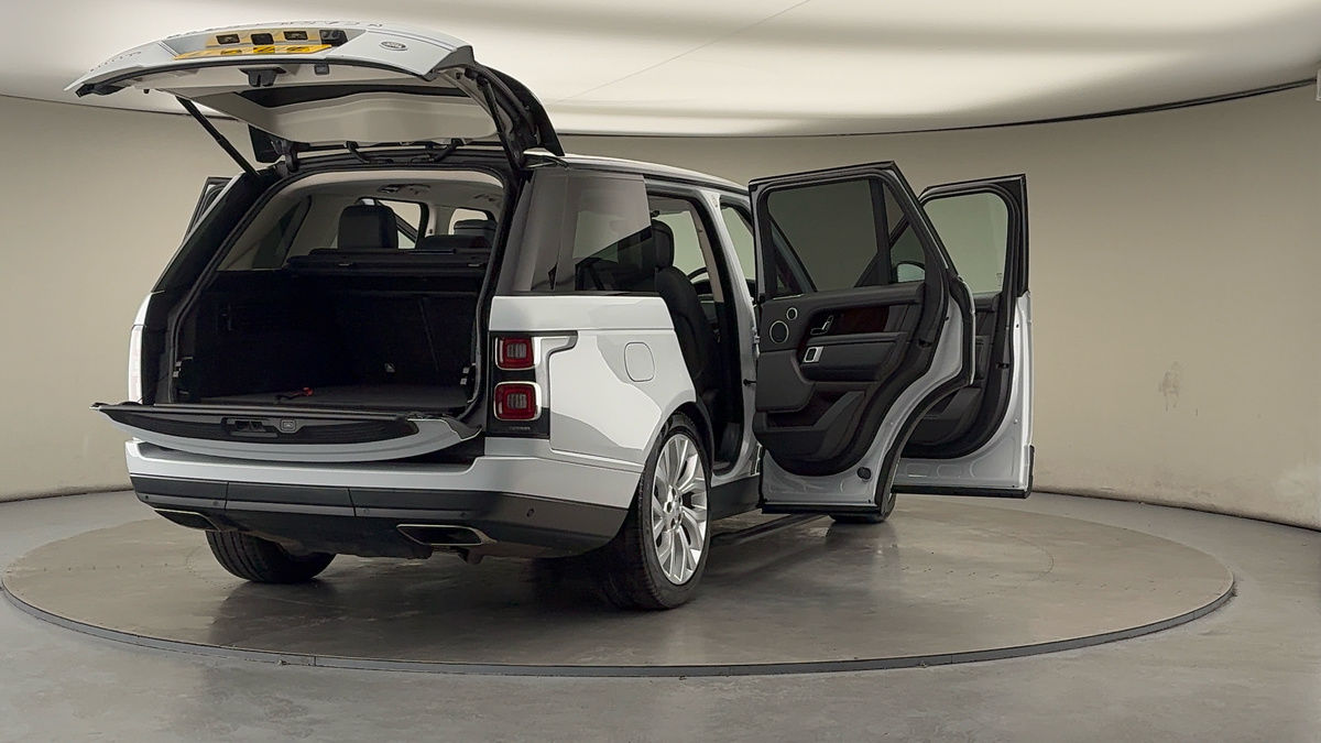 More views of Land Rover Range Rover