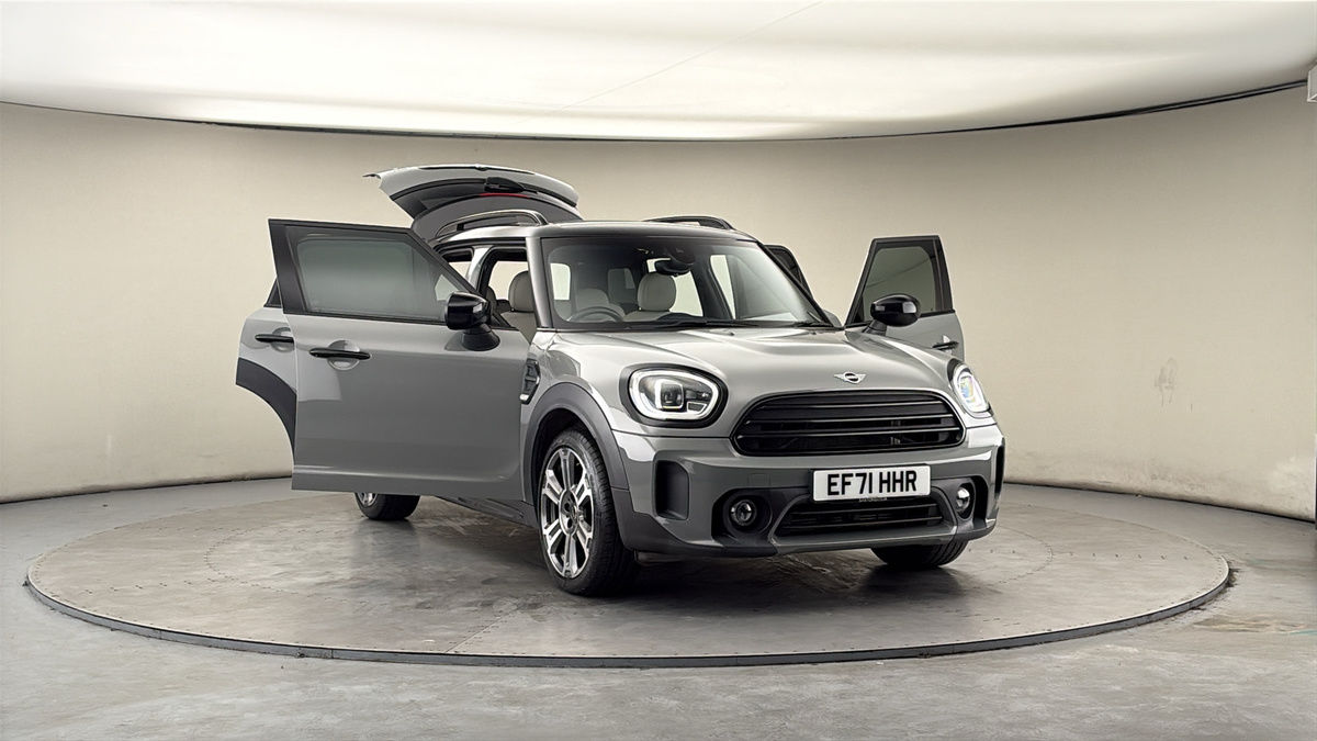 More views of MINI Countryman
