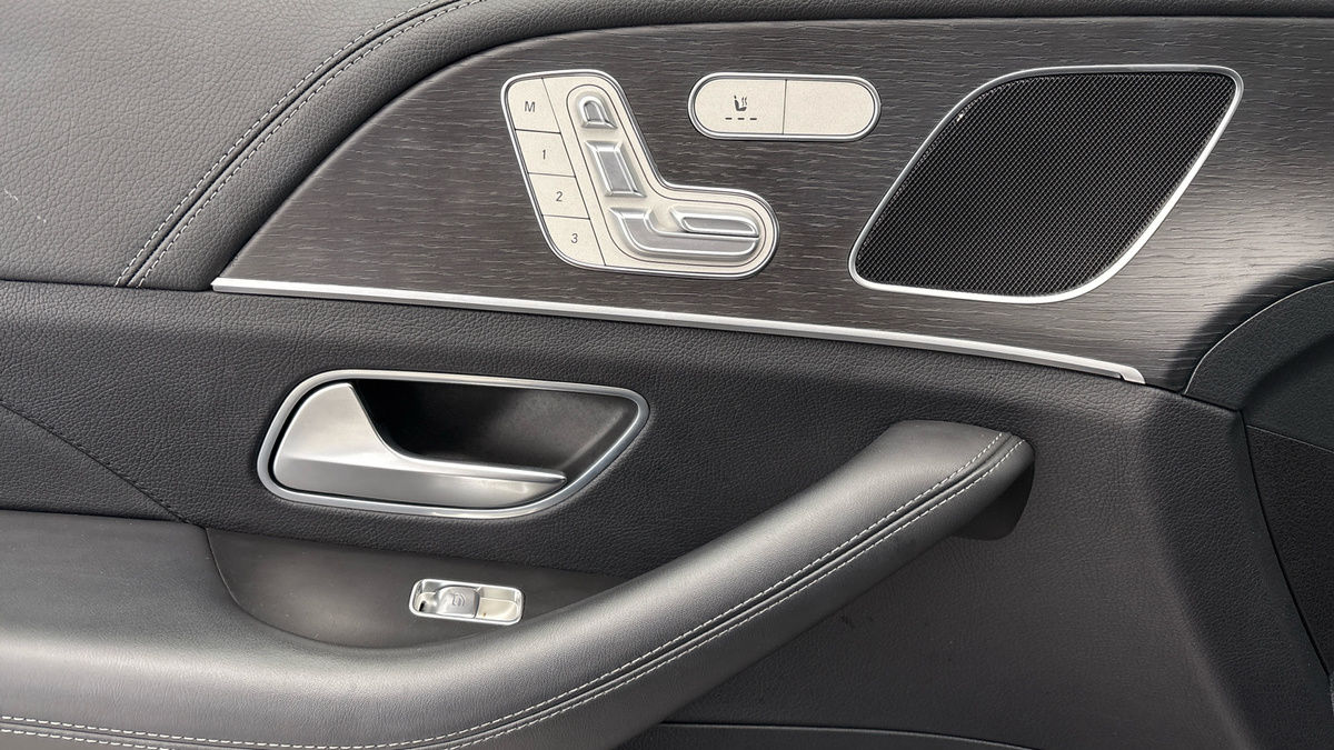 Mercedes-Benz GLE Image 19