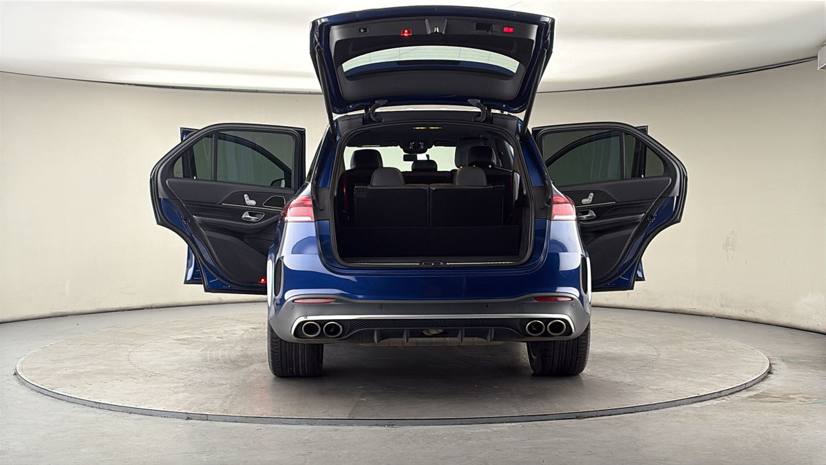 More views of Mercedes-Benz GLE