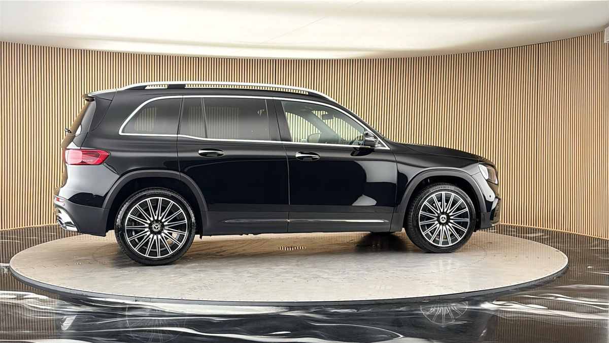 More views of Mercedes-Benz GLB