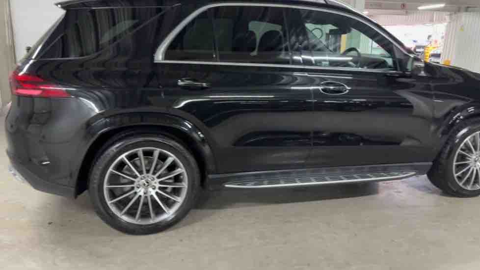 More views of Mercedes-Benz GLE