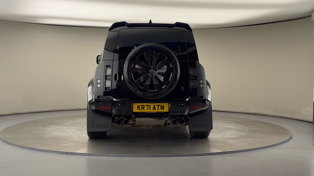 More views of Land Rover Defender 110