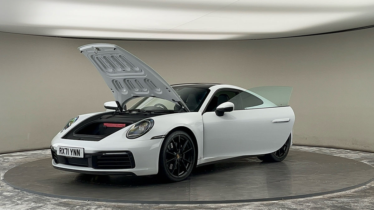 Porsche 911 Image 22