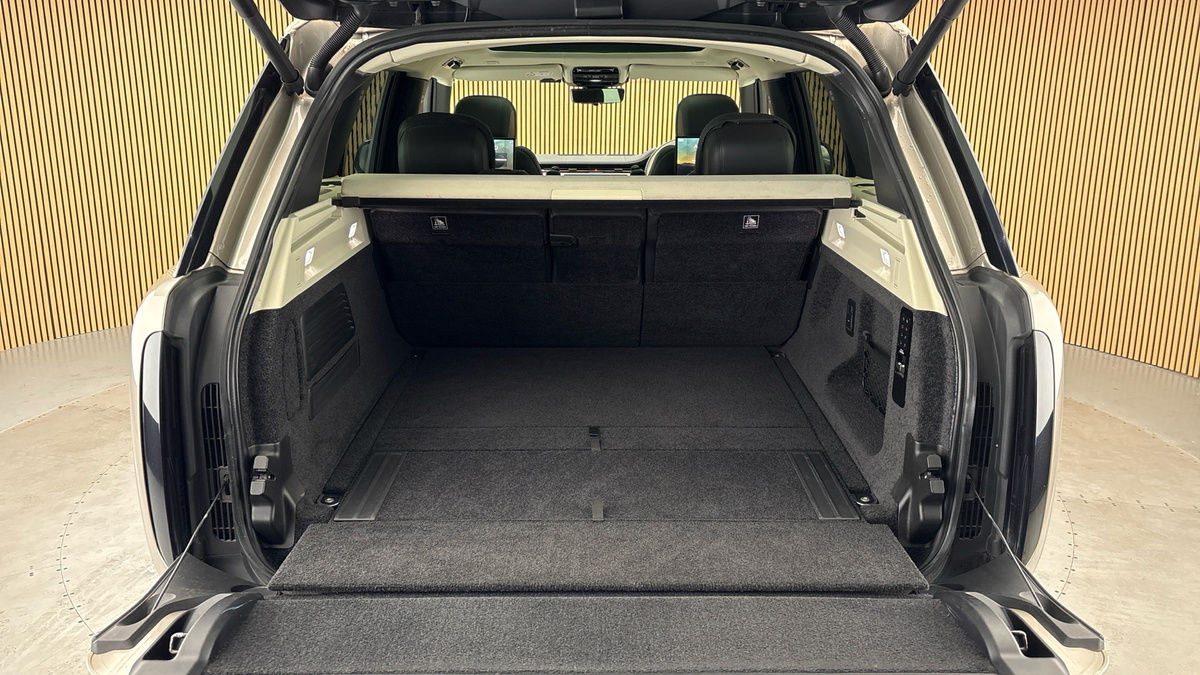 Land Rover Range Rover Image 11
