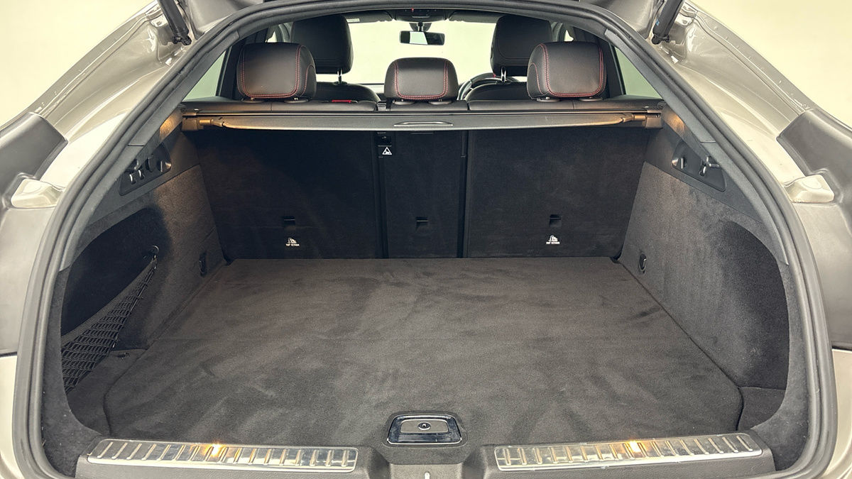 Mercedes-Benz GLC Image 11