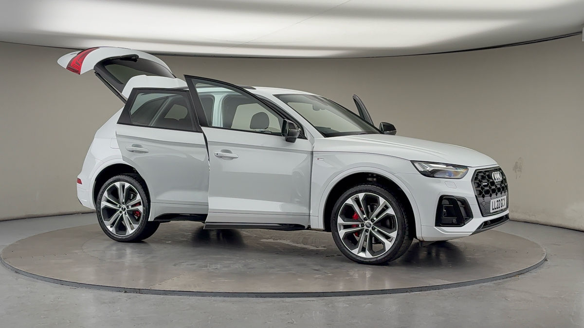 More views of Audi Q5