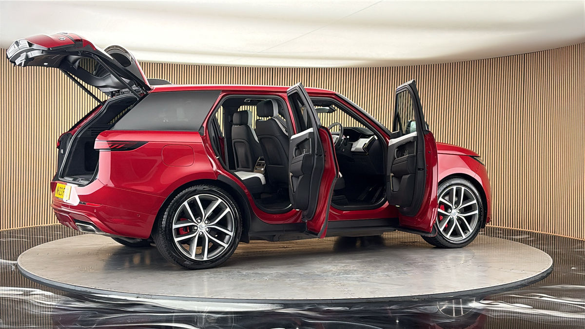 More views of Land Rover Range Rover Sport