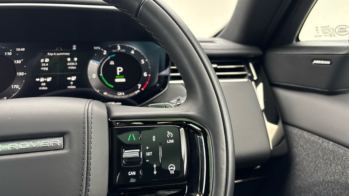 Land Rover Range Rover Sport Image 14