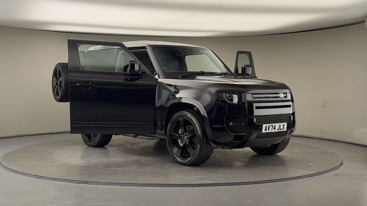 More views of Land Rover Defender 90