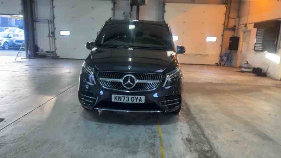 More views of Mercedes-Benz V Class