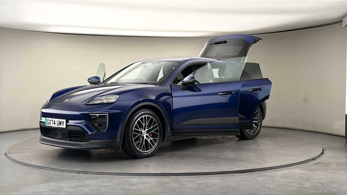 Porsche Macan Image 22