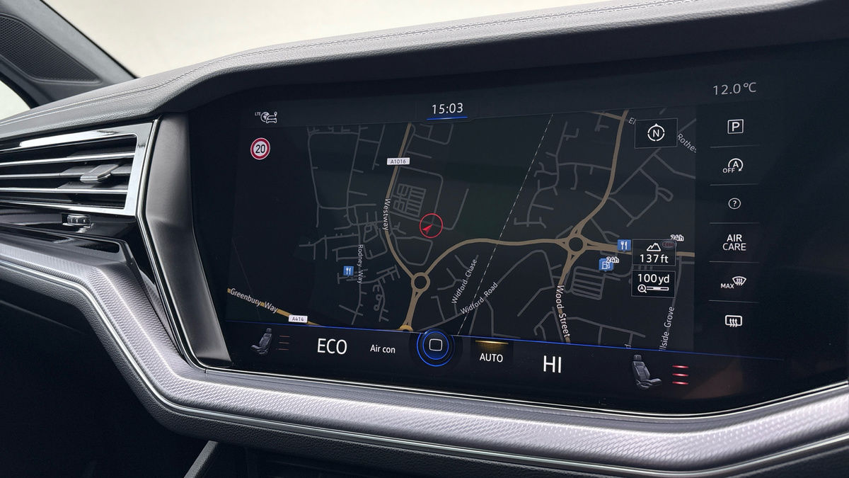 Volkswagen Touareg Image 17