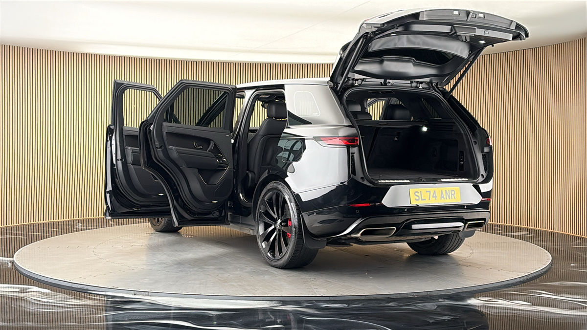 Land Rover Range Rover Sport Image 23