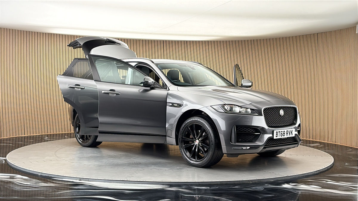 More views of Jaguar F-PACE