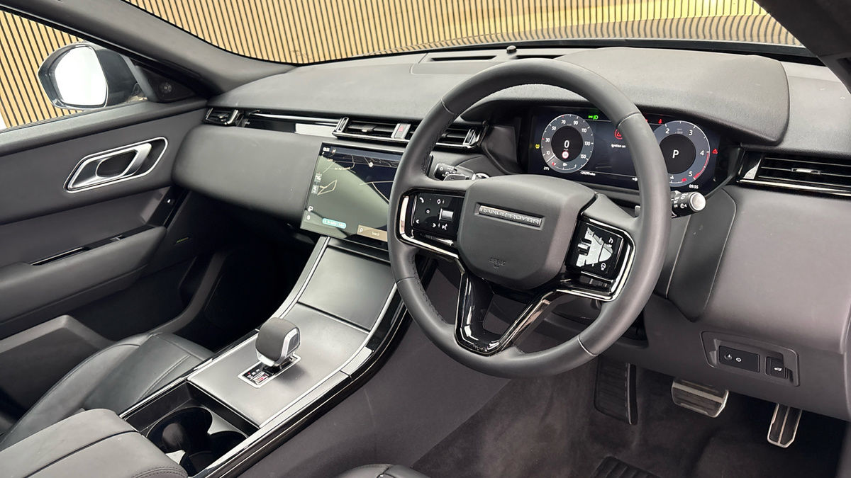 Land Rover Range Rover Velar Image 5