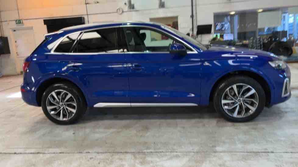 More views of Audi Q5