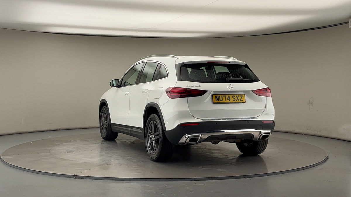 More views of Mercedes-Benz GLA