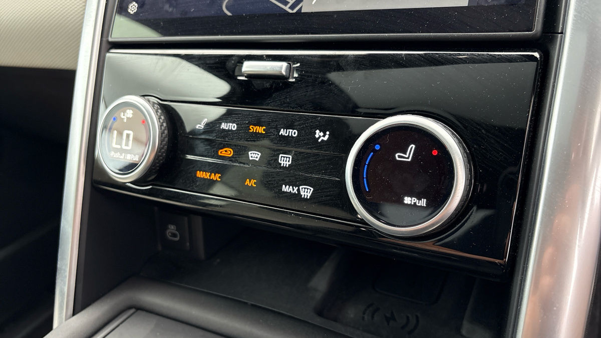 Land Rover Discovery Image 29