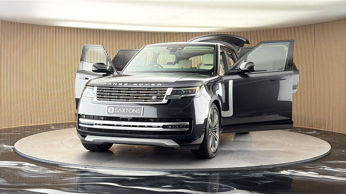 More views of Land Rover Range Rover