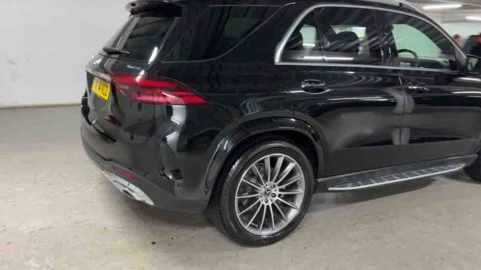 More views of Mercedes-Benz GLE