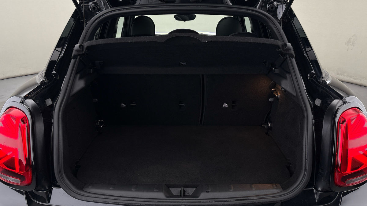 MINI Hatch Image 11