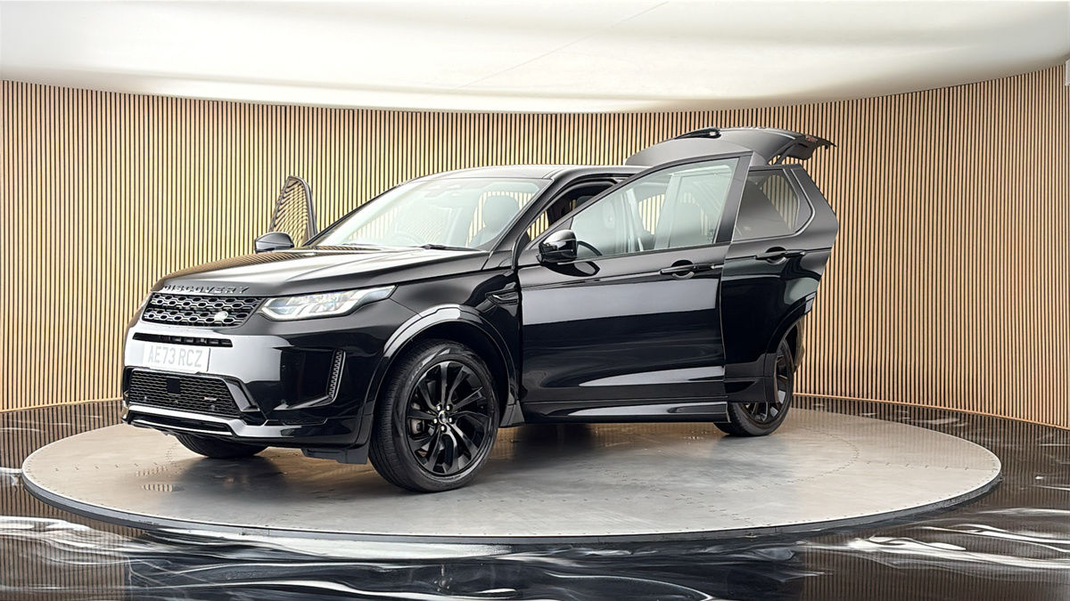 Land Rover Discovery Sport Image 22