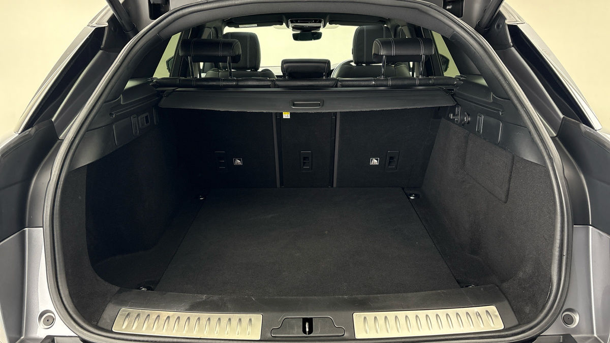 Land Rover Range Rover Velar Image 11