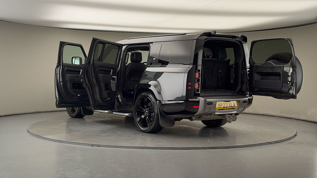 More views of Land Rover Defender 130