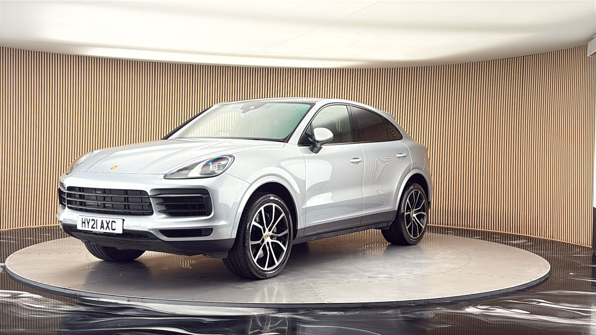 More views of Porsche Cayenne