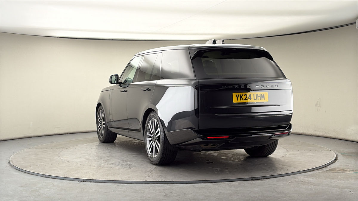 More views of Land Rover Range Rover