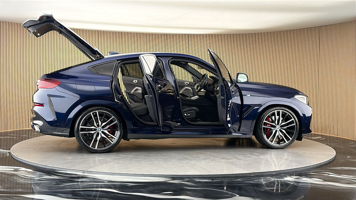 More views of BMW X6