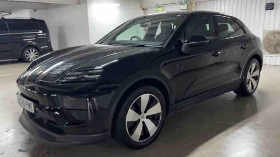 More views of Porsche Macan