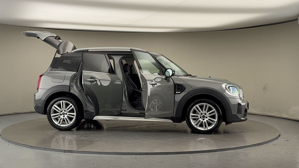 More views of MINI Countryman