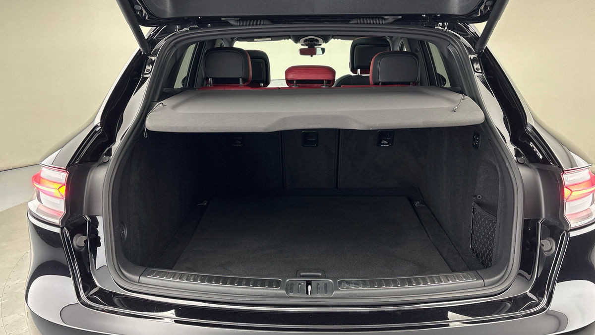 Porsche Macan Image 11