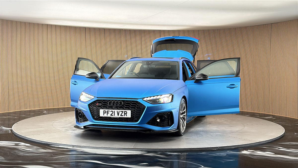 More views of Audi RS4 Avant