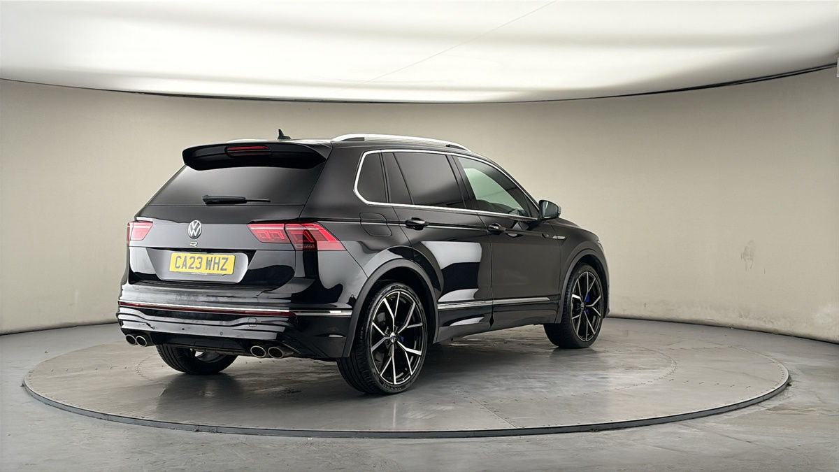 More views of Volkswagen Tiguan