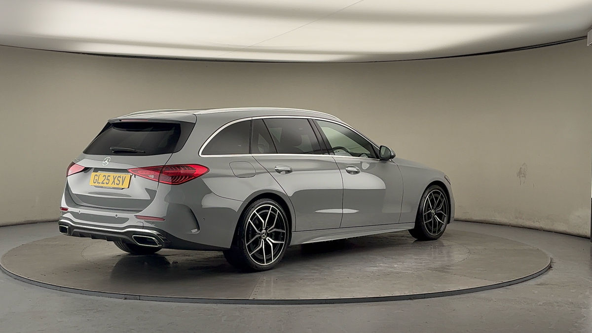 Mercedes-Benz C Class Image 21