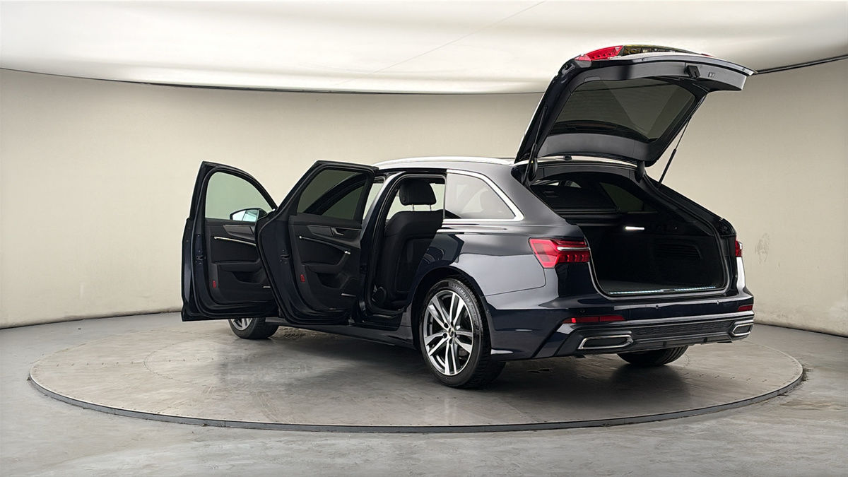 Audi A6 Avant Image 23