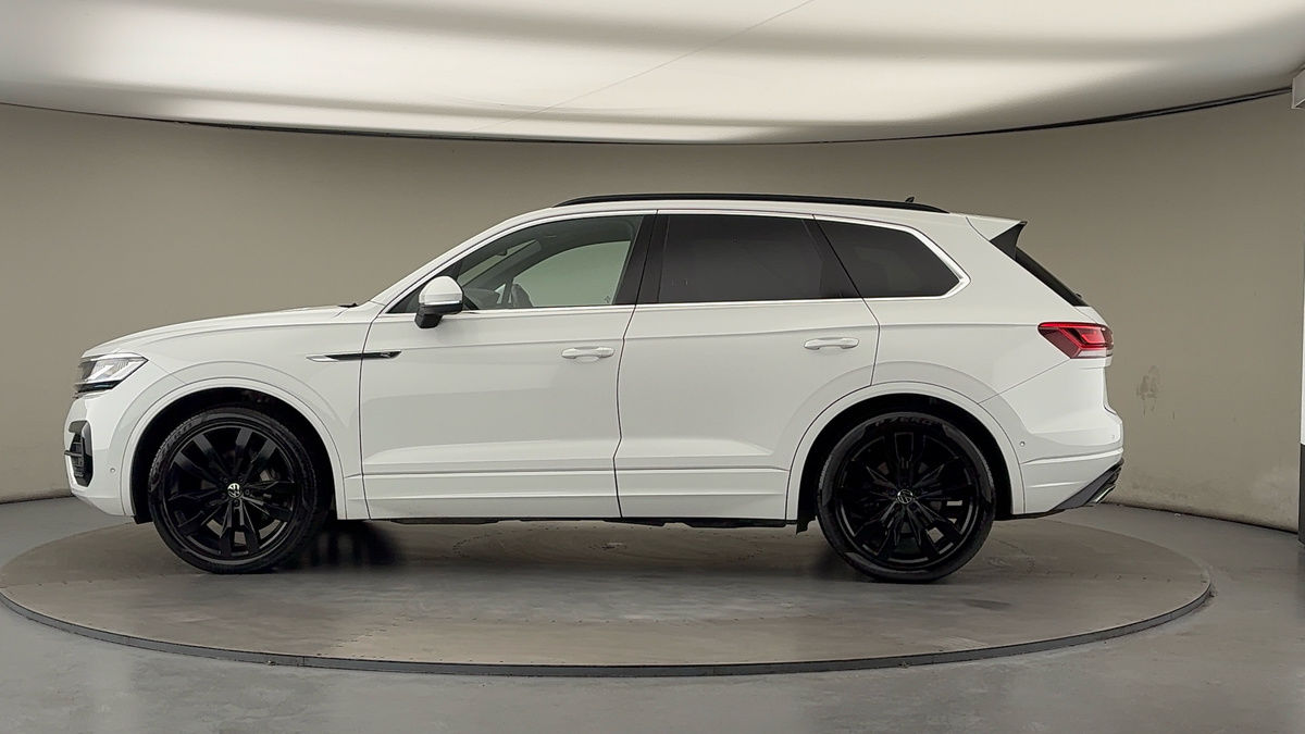 More views of Volkswagen Touareg