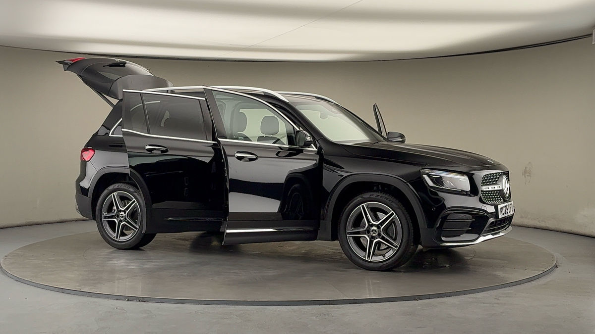 More views of Mercedes-Benz GLB