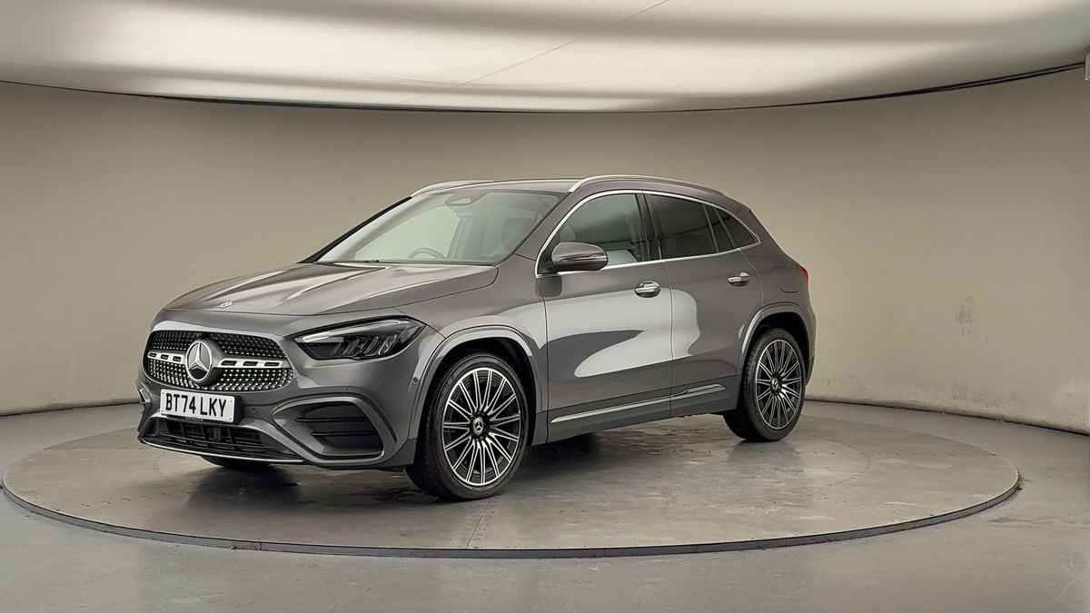 Mercedes-Benz GLA Image 20