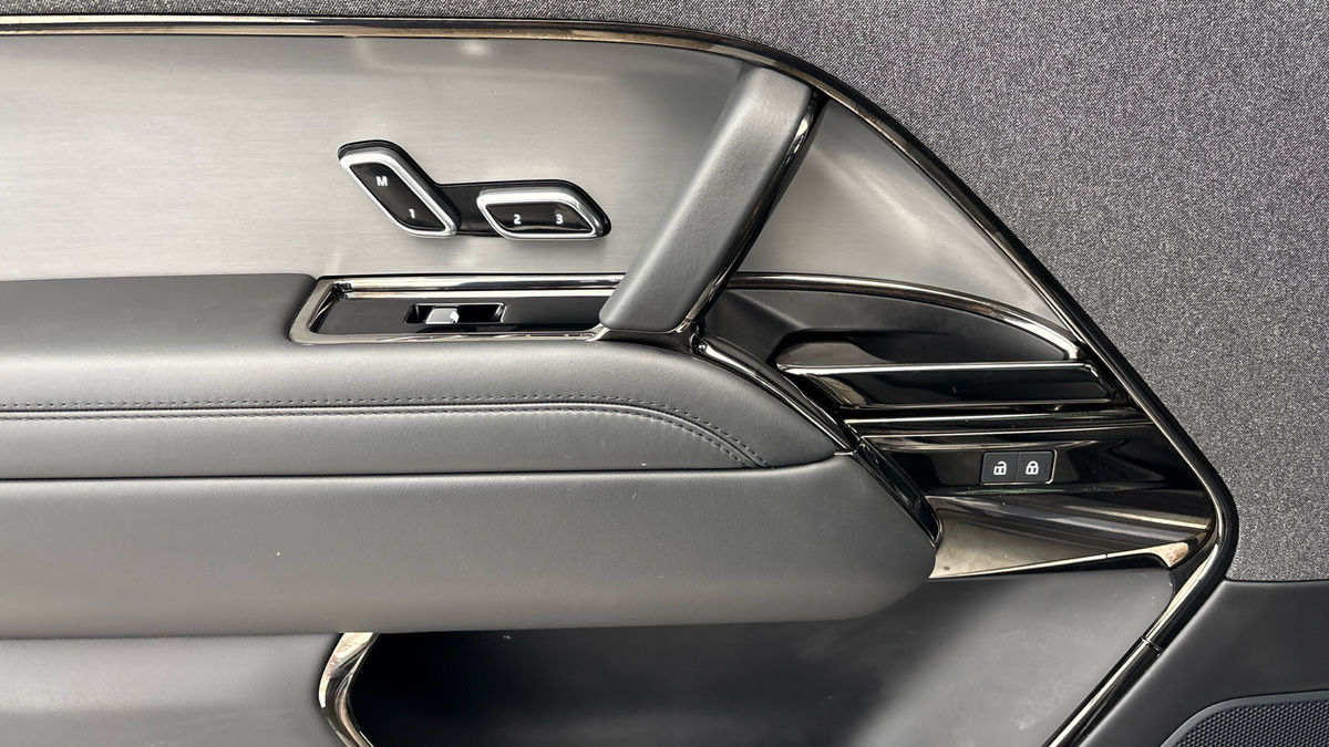 Land Rover Range Rover Sport Image 19