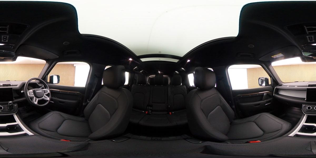 More views of Land Rover Defender 110
