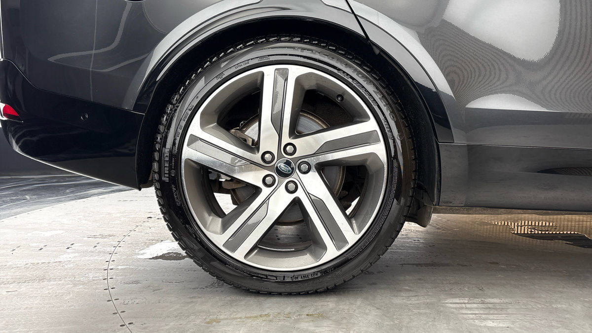 Land Rover Discovery Image 10