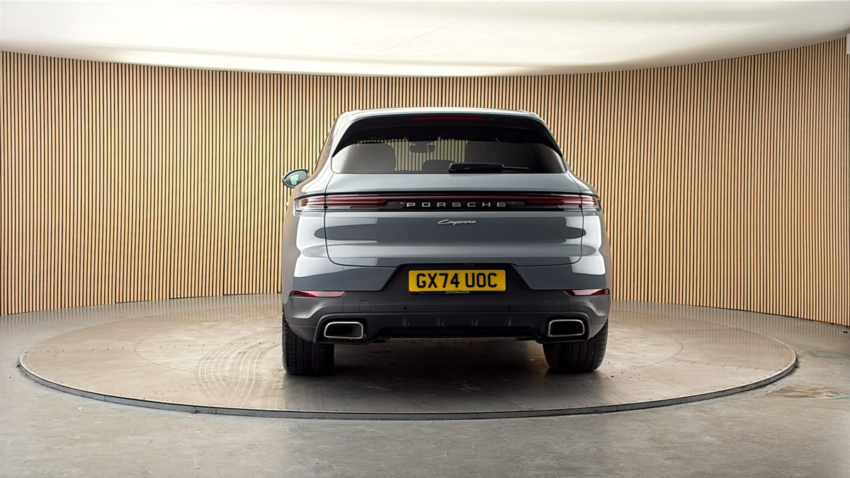 More views of Porsche Cayenne