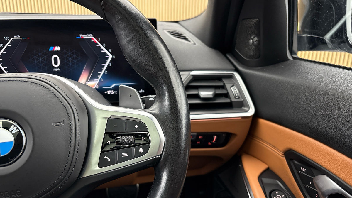 BMW 3 Series Image 14