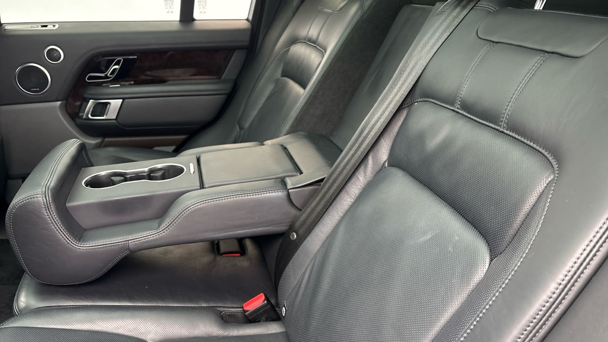 Land Rover Range Rover Image 9