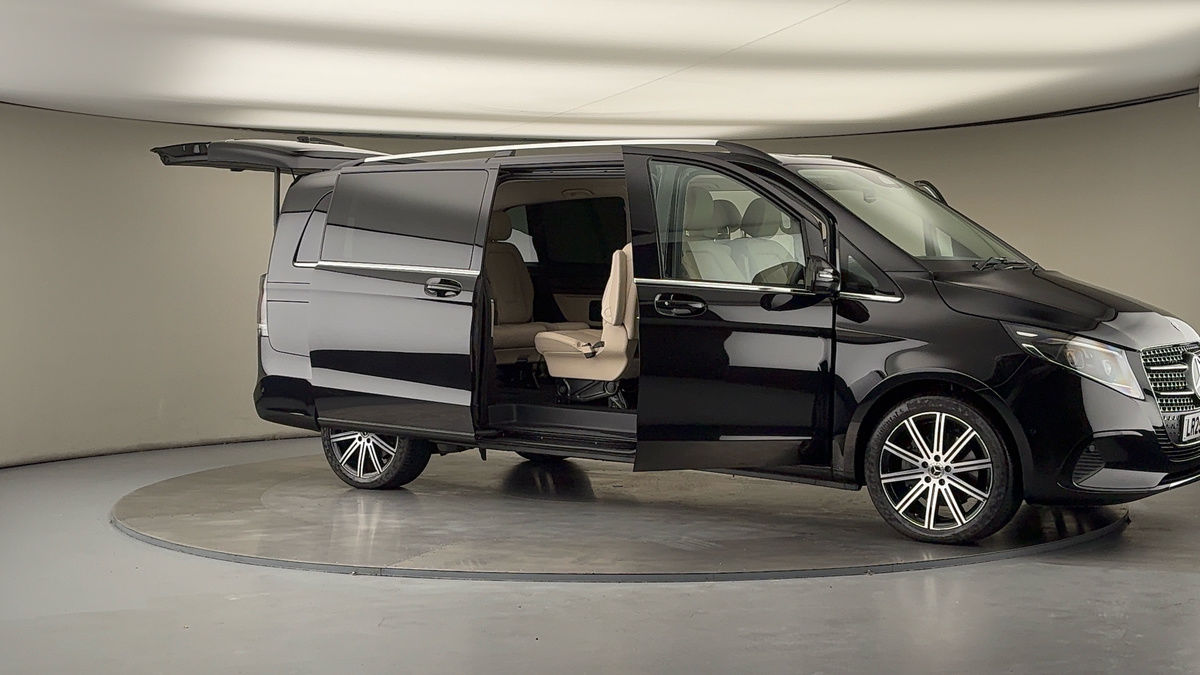 More views of Mercedes-Benz V Class