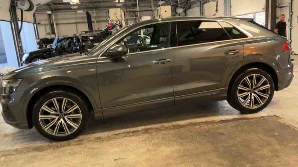 More views of Audi Q8